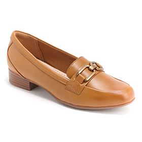 "As Is" Clarks Collection Juliet Echo Leather Loafer