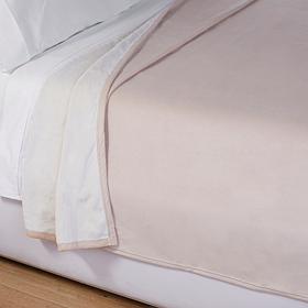 Concierge Collection Whisper Soft Blanket 