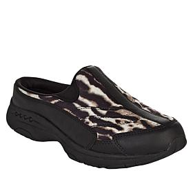 easy spirit Traveltime Prints Leather Sport Clog