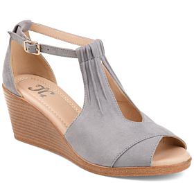 Journee Collection Women's Tru Comfort Foam Kedzie Wedge