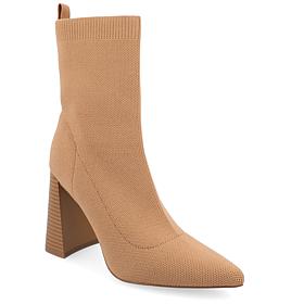 Journee Collection Womens Tru Comfort Foam Noralinn Booties
