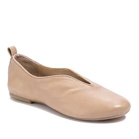 Lucca Lane Bayla Leather Flat