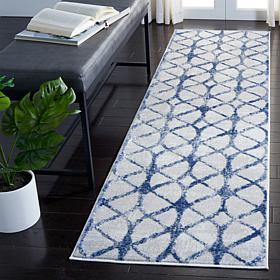 Safavieh Amelia Vanessa 2'-2" X 8' Rug
