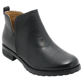 Sofft Beatrice Water Resistant Ankle Boot