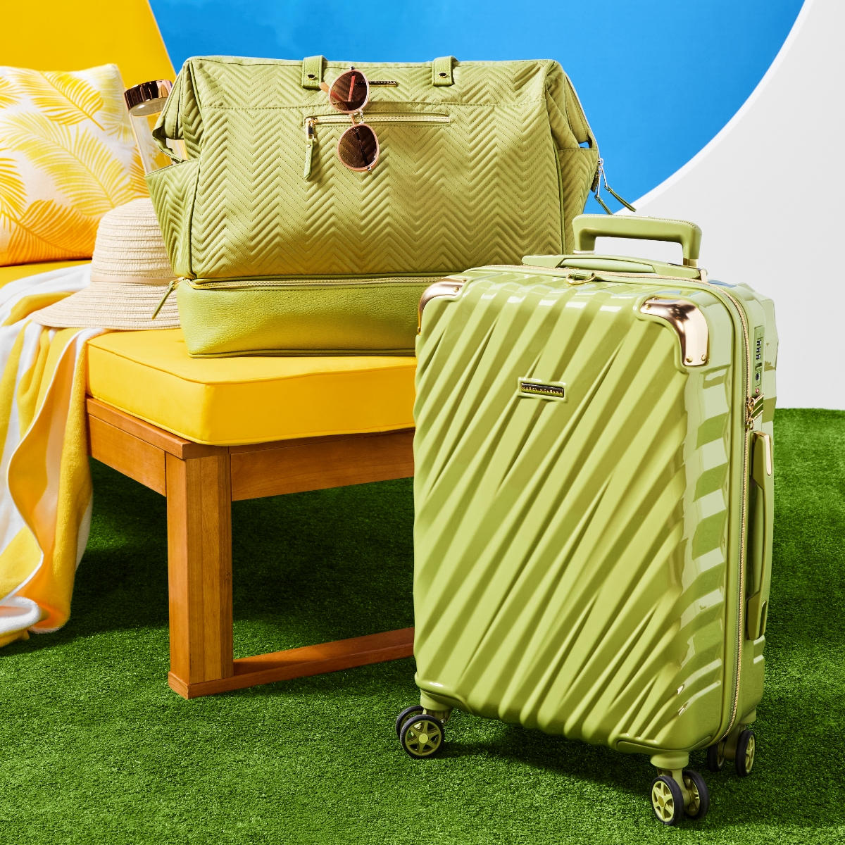 Travel must-haves & essentials